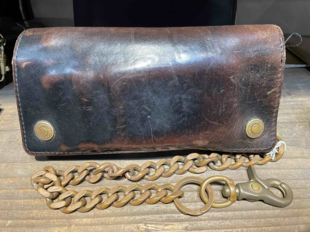 Schott PERFECT WALLET トラッカーウォレットの経年変化(エイジング)サンプル