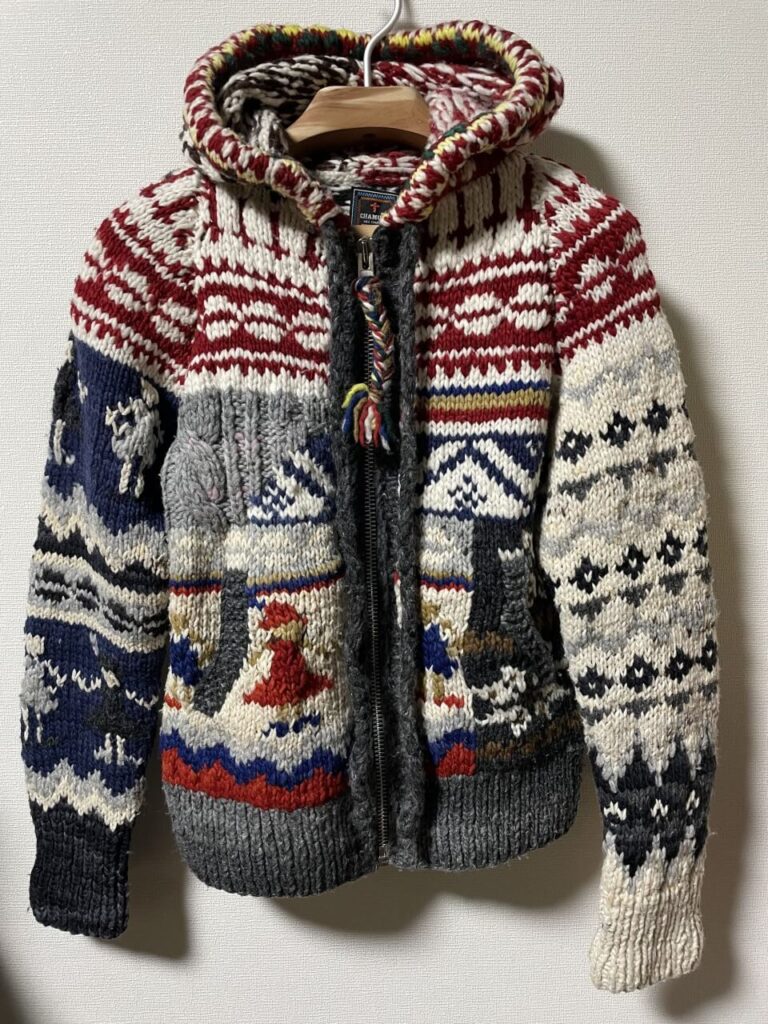 チャムラのクレイジーパターンカウチンニットパーカー