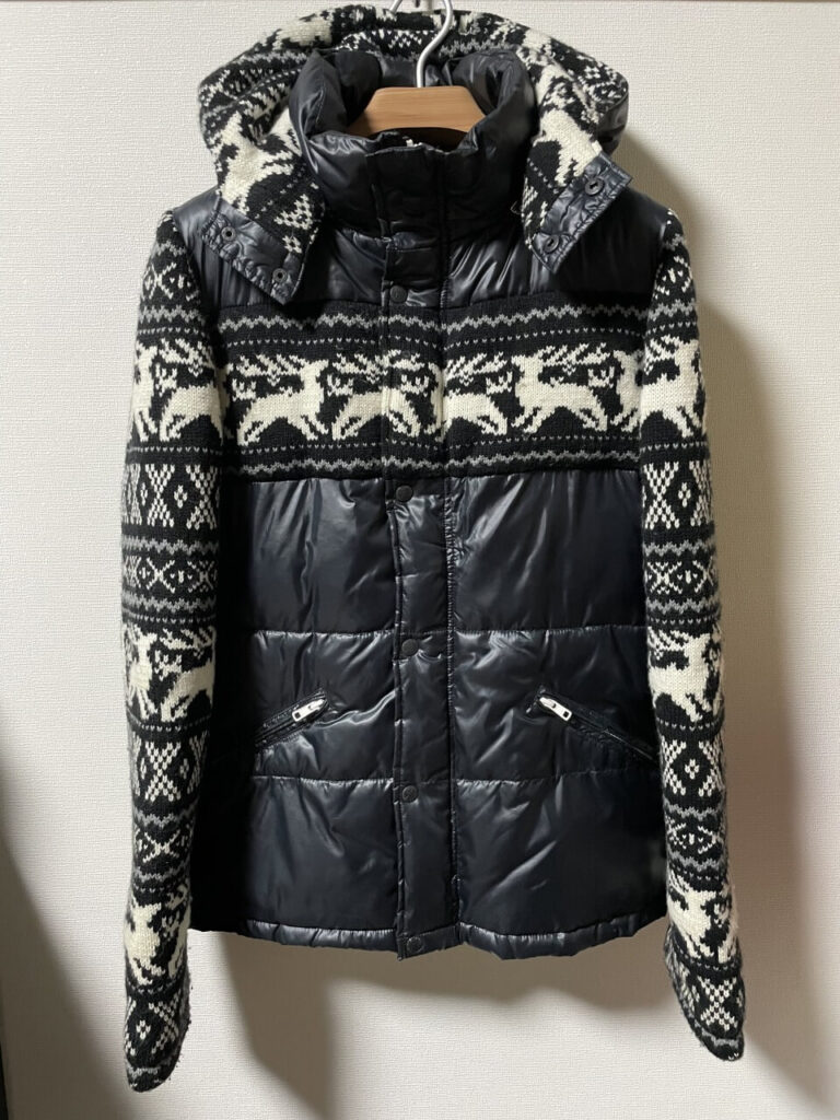 ルーバトラムのトナカイ柄ニットダウンジャケット黒