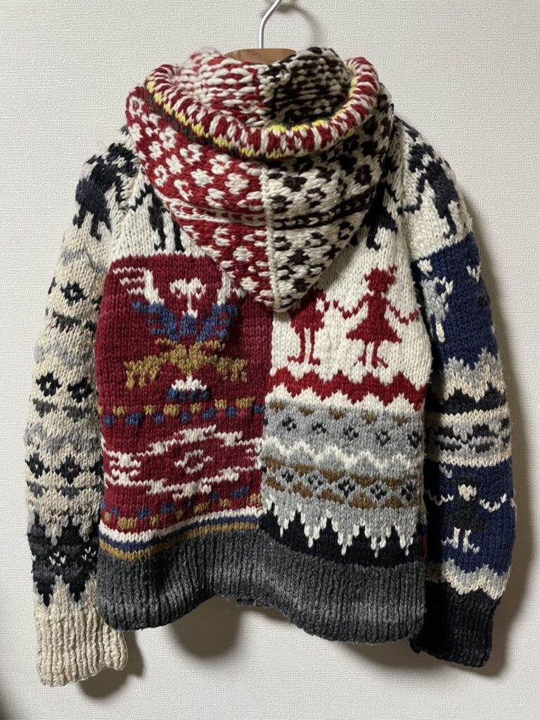 チャムラのクレイジーパターンカウチンニットパーカー