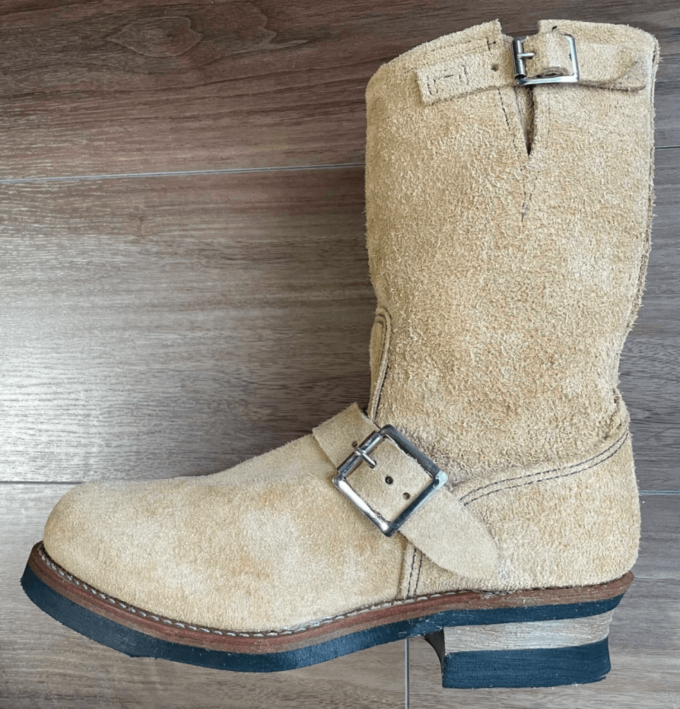 レッドウィング9269のラフアウトは赤みがかっていて毛足が長い。