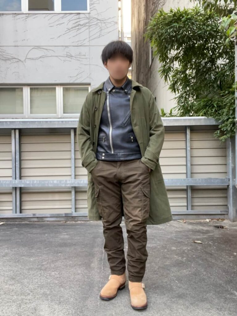 アディクトクローズAD-03CSとシングルディスパッチコート、カーキボトムス、レッドウィング9269のコーディネイト。