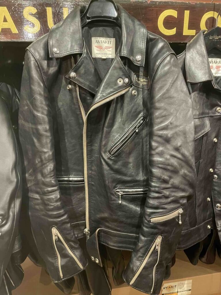 ルイスレザーサイクロンベジカウのエイジング(正面)