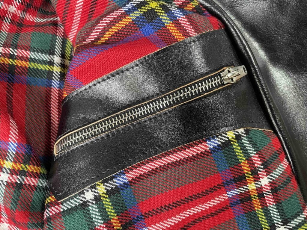 ルイスレザーの内ポケット追加カスタム