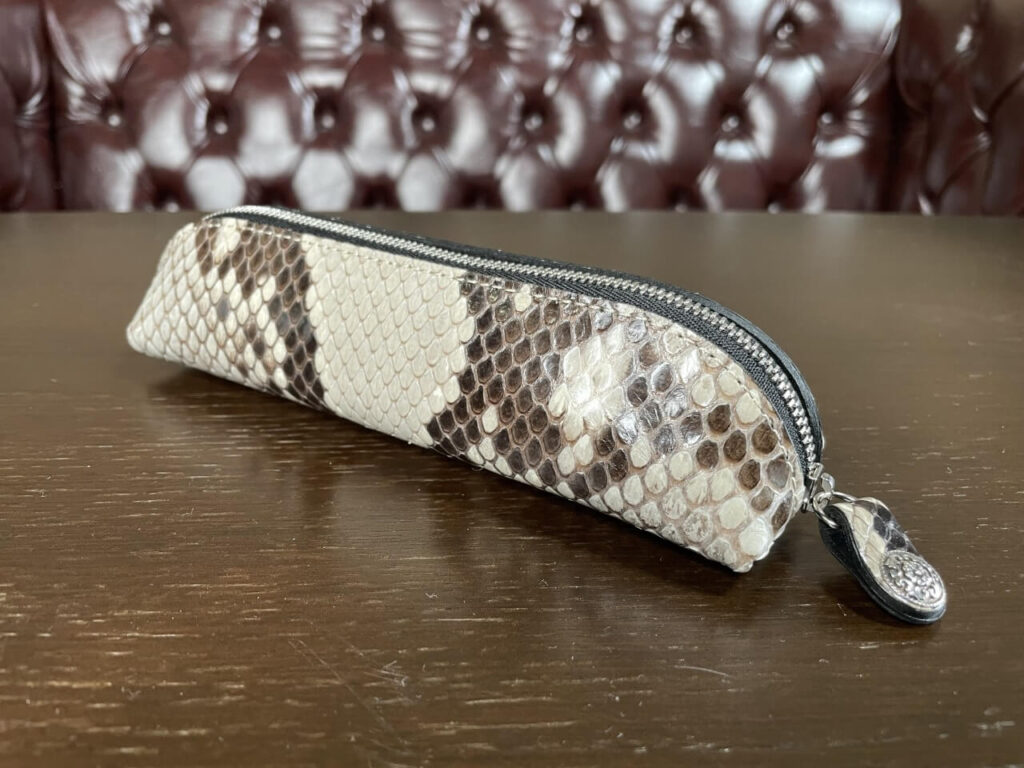 FUNNY P-Case パイソン(新品時)