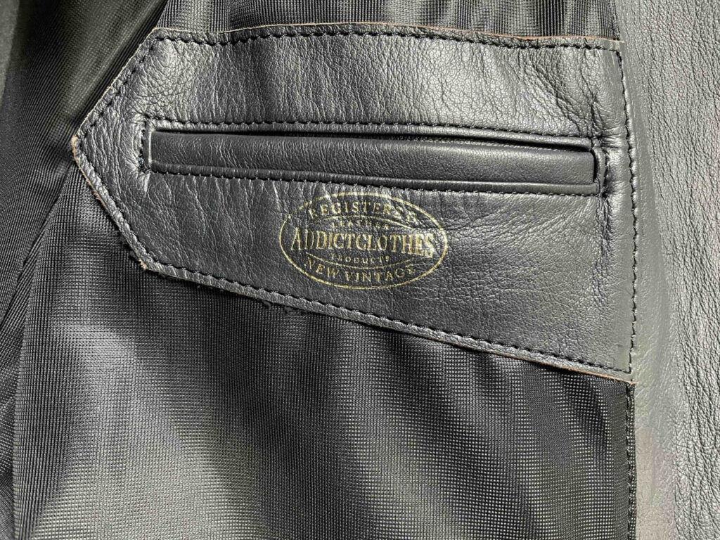 アディクトクローズの内ポケット