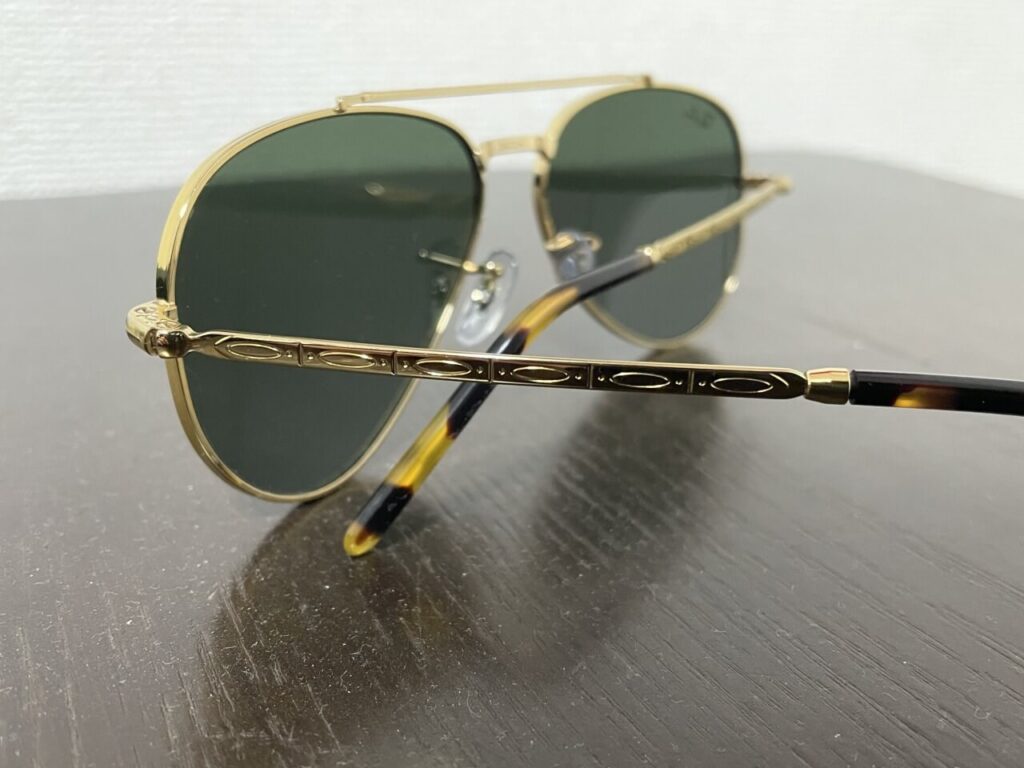 レイバンニューアビエーターのテンプル