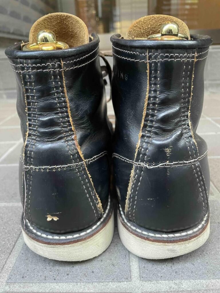 ブリガのシューツリーブーツタイプを入れた後の6インチモック