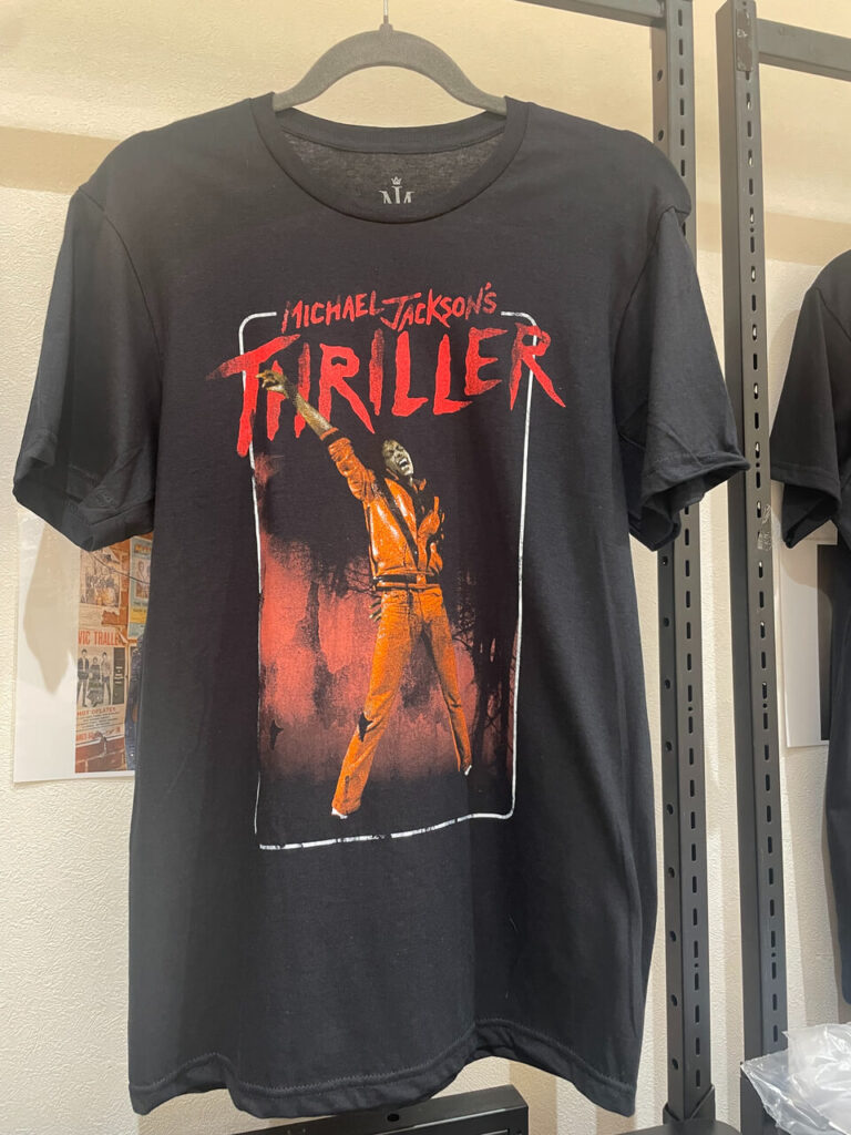 マイケル・ジャクソンTシャツ『Thriller White Red Suit』
